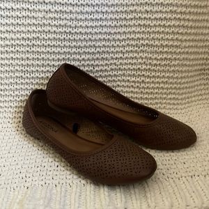 Arizona Jean Co Women’s Brown Flats
